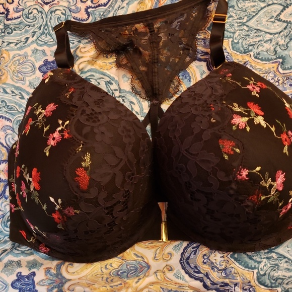 Cacique Other - Racerback front closure bra Cacique Other - Racerback front closure bra